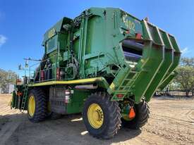 2017 JOHN DEERE CP690 COTTON PICKER - picture1' - Click to enlarge