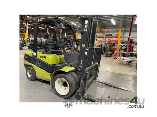 caption Used Clark 3.5T Forklift - C35L