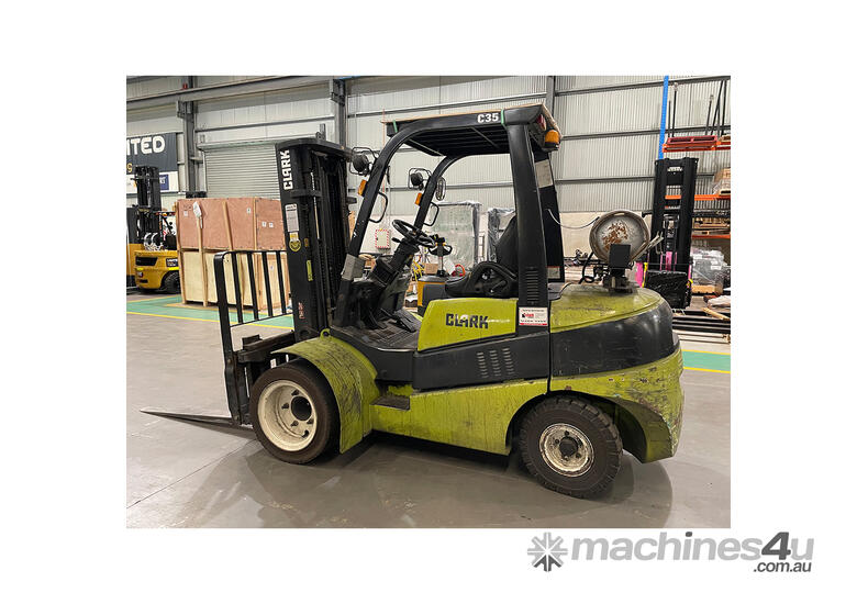 caption Used Clark 3.5T Forklift - C35L