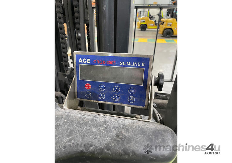 caption Used Clark 3.5T Forklift - C35L