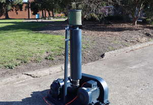 Roots Vacuum Blower - 5.5kW - Hibon SNV2