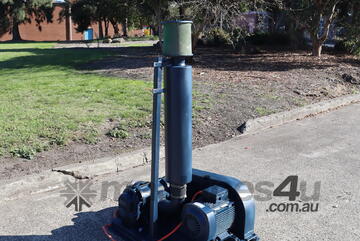 Roots Vacuum Blower - 5.5kW - Hibon SNV2