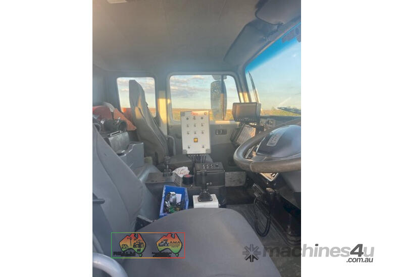 caption (7609) Iveco water truck (Langhorne Creek, SA)