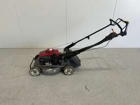 Honda Buffalo Classic Mower (Ex Council) - picture0' - Click to enlarge