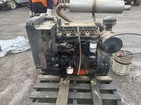 Perkins 4/236 Diesel Motor - picture0' - Click to enlarge