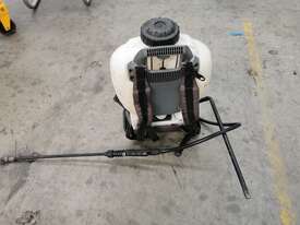 Silvan Backpack Sprayer - picture0' - Click to enlarge