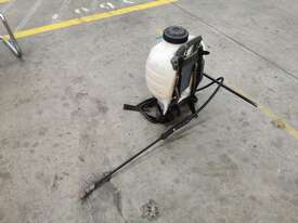 Silvan Backpack Sprayer - picture2' - Click to enlarge