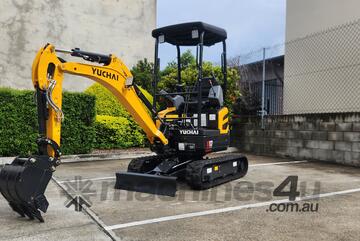 U17 Pro Yuchai Professional Series Mini Excavator 1.7T - Only 990mm wide