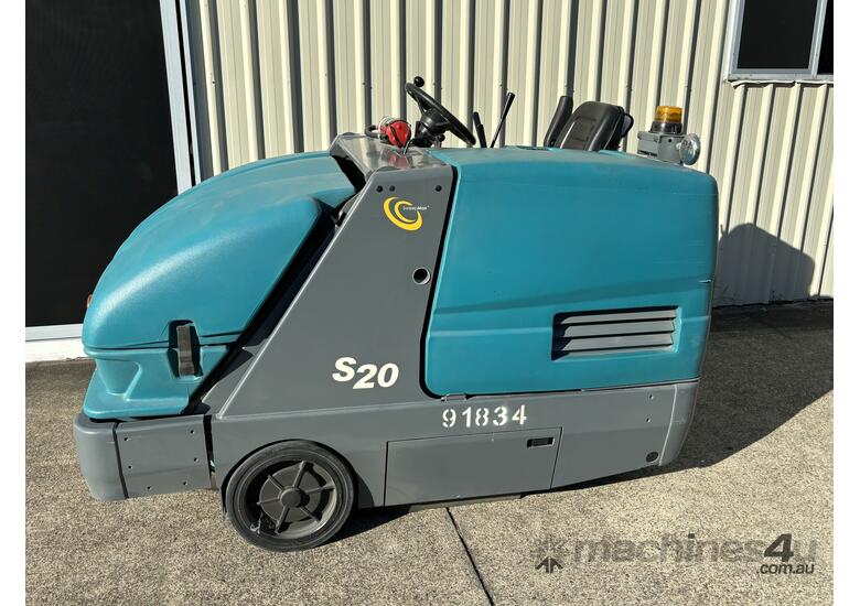 Very Clean Tennant S20 Sweeper 