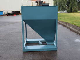 Steel Bulk Handling Hopper Silo - 1100L  - picture2' - Click to enlarge