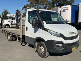 2017 Iveco Daily Crane Truck (Table Top) - picture0' - Click to enlarge