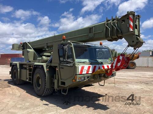 caption 2004 Tadano Faun ATF30-2L All Terrain Crane