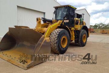 CAT 966M Wheel Loaders integrated Toolcarriers