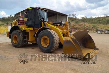 CAT 966M Wheel Loaders integrated Toolcarriers