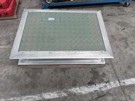 1 X Lockable Aluminium Manhole/Pit Cover - picture1' - Click to enlarge