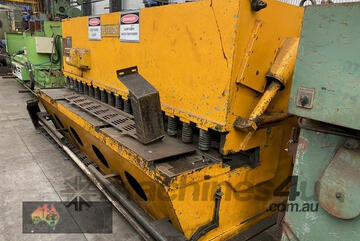 Pearson   guillotine