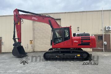 23 ton excavator with enclosed cab and air conditioning $179,990+GST or around $899 per week