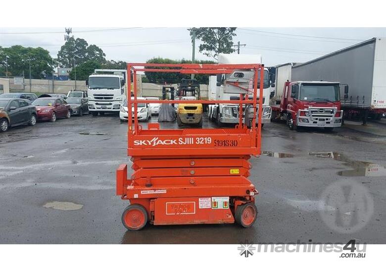caption Skyjack Sjiii 3219