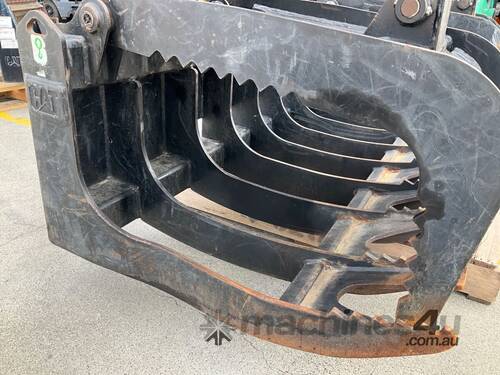 caption Circa 2018 Caterpillar 286-9301 Grab Attachment