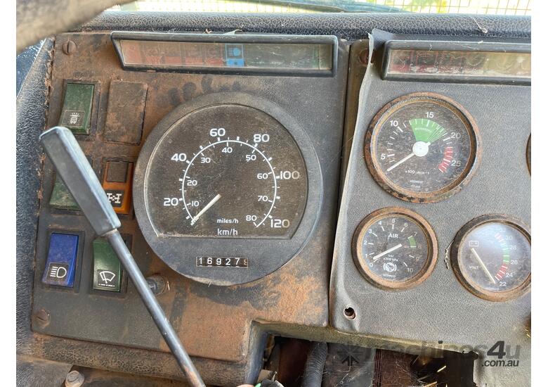 caption Volvo F12 Tipping Tabletop