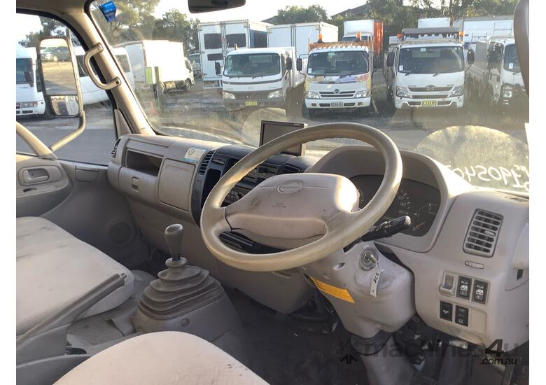 2008 Hino 300 816 Service Body Crew Cab