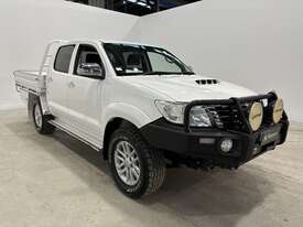 2015 Toyota Hilux SR5 4x4 Dual Cab Utility (Diesel) (Manual) - picture2' - Click to enlarge