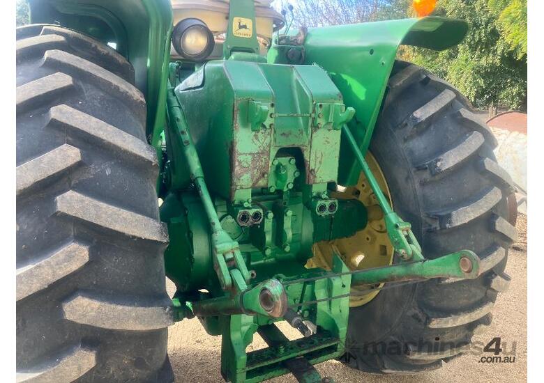 caption John Deere 1970 4520