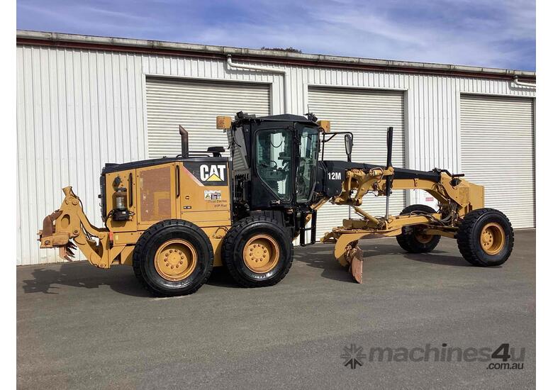 2014 Caterpillar 12M Grader