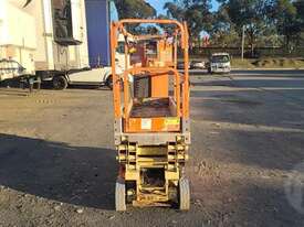 JLG 1930 ES - picture0' - Click to enlarge