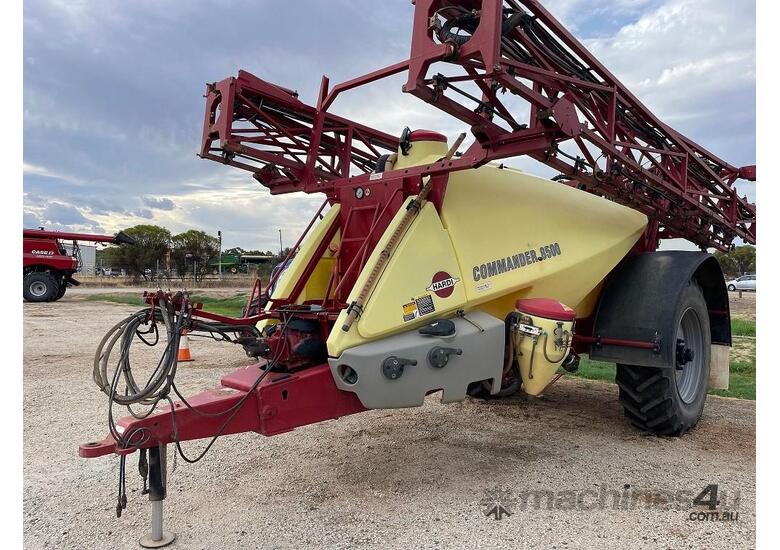 caption 2017 HARDI COMMANDER 8536 TRAILING SPRAYER