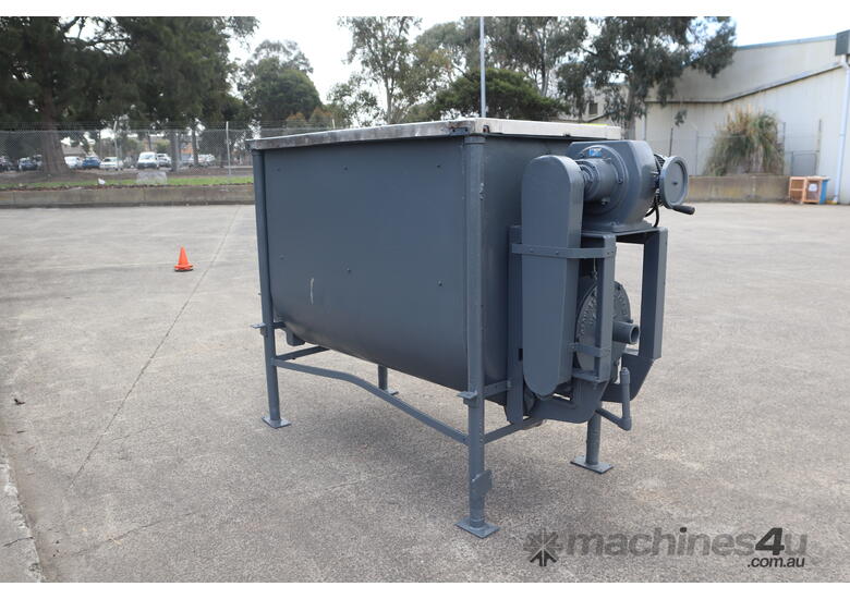 Industrial Paddle Mixer Mixing Tank - 1000L