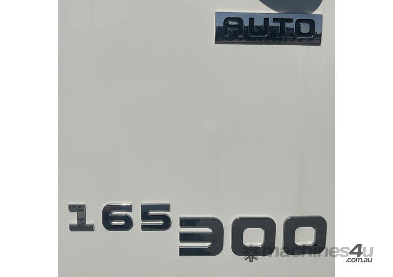 Isuzu 165 300 Series Truck Tipper Auto - with automatic electric waterproof tarp