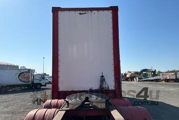 2004 Barker Heavy Duty Tri Axle Tri Axle Drop Deck Curtainsider A/B Combination 2004 Barker Heavy Duty Tri Axle Tri Axle Drop Deck Curtainsider A/B Combination