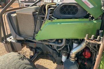 2018 Fendt 211P Vario 4WD Tractor