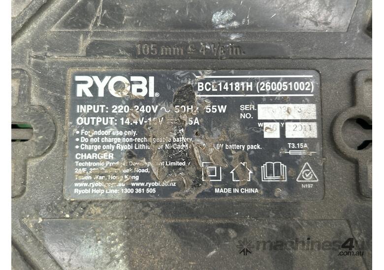 caption Ryobi BCL12181H Battery Charger