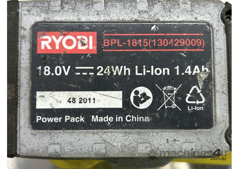 caption Ryobi BCL12181H Battery Charger