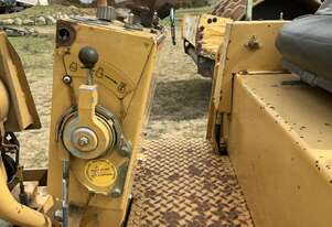 1999 Caterpillar CB214C Dual Smooth Drum Roller 1999 Caterpillar CB214C Dual Smooth Drum Roller