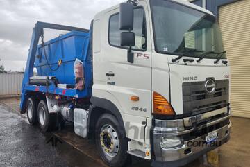 Hino FS 2844 6x4 Skip Bin Truck. Hino FS 2844 6x4 Skip Bin Truck.