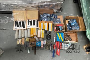 Surplus Tooling Clearance BT50 / BT40 Holders, Lathe & Milling Tools $1,000 Lot