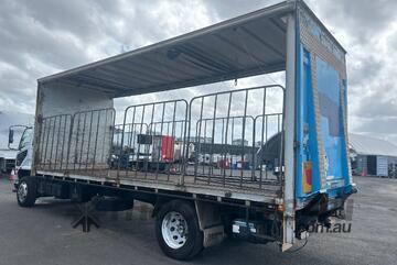 2010 Mitsubishi Fighter FM10.0 Curtainsider