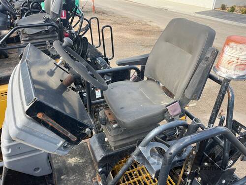 2011 Caterpillar AP600D Asphalt Paver