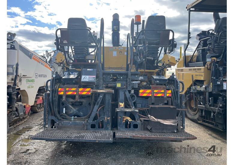 2011 Caterpillar AP600D Asphalt Paver