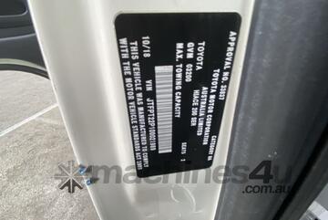 2018 Toyota Hiace Van T/Diesel (Auto)