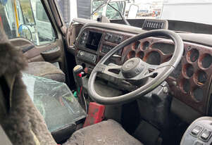 2007 Mack Metro Liner Tilt Tray