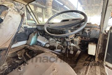 1976 Toyota Dyna 4x2 Tray Truck