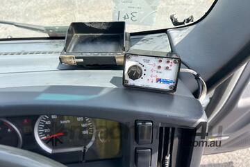 2013 Isuzu NNR 200 Crew Cab Table Top
