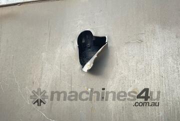 Hercules   Tri Axle Dog Trailer