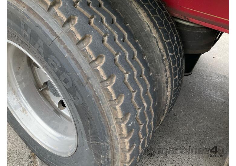 2016 Maxitrans ST3 Tri Axle Curtainside B Trailer