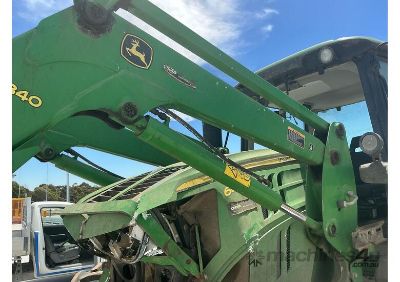 John Deere 6125M Tractor