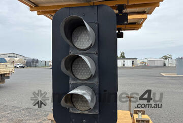 2012 Bartco Traffic Light Trailer Set